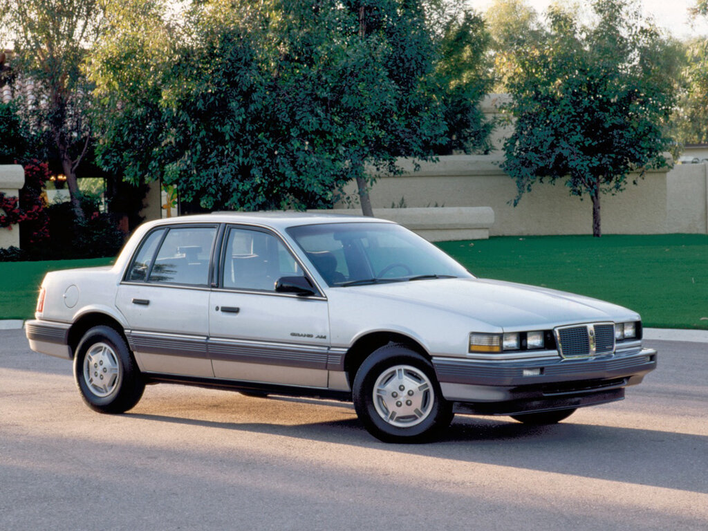 Pontiac Grand Am 3 поколение, седан (08.1985 - 11.1988)